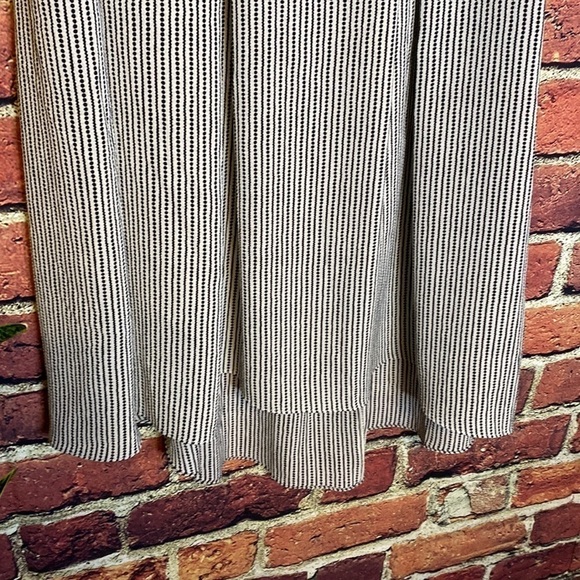 Max Studio Midi Flow Black & White Skirt Size L - Picture 5 of 7